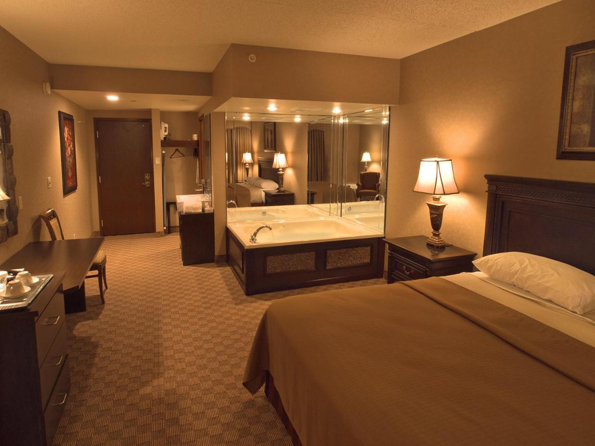 Salvatores Grand Hotel Williamsville Exterior foto