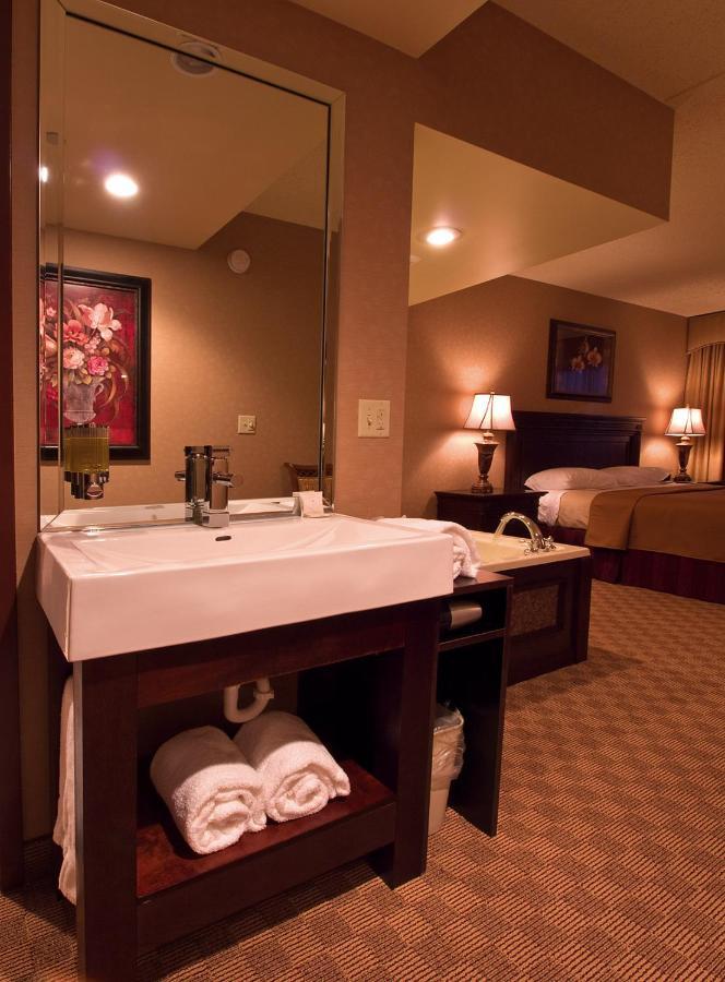 Salvatores Grand Hotel Williamsville Exterior foto
